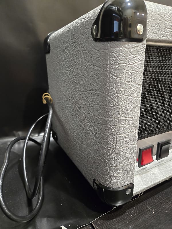 Marshall Studio Jubilee 2525H "Silver Jubilee" 20-Watt Guitar Amp Head