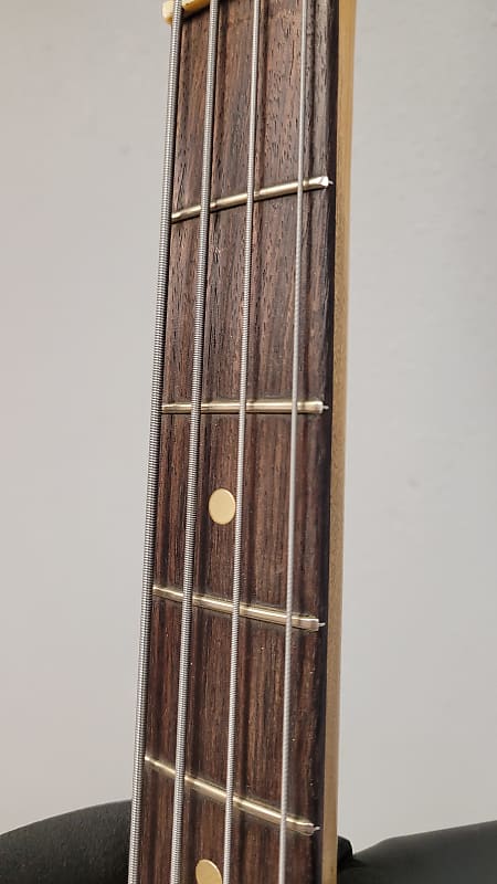 Fender Musicmaster 1975 Olympic White