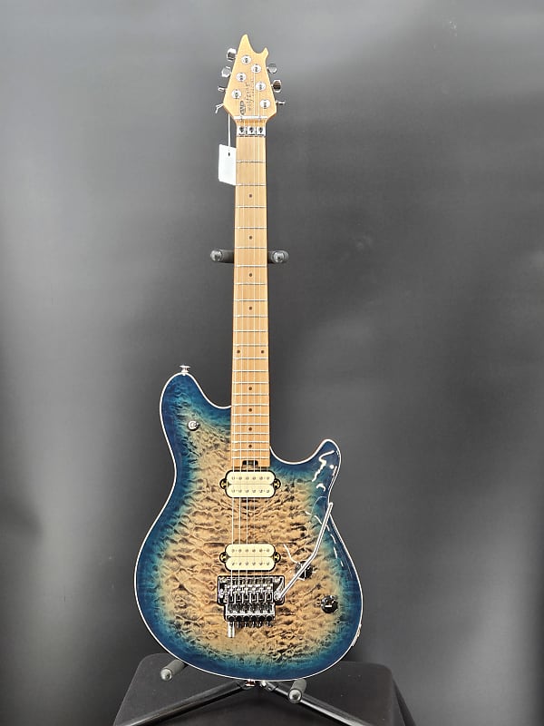EVH Wolfgang® Special QM, Baked Maple Fingerboard, Indigo Burst