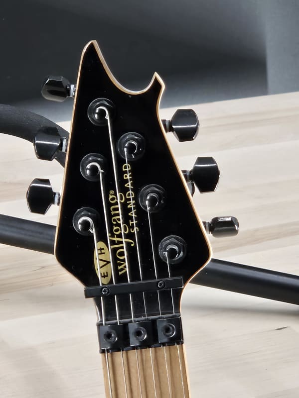 EVH Wolfgang® WG Standard SHOWROOM DEMO Silver Sparkle