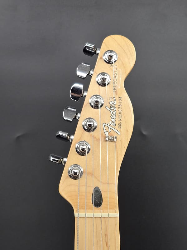 Fender Telecaster 2000 Burgundy Wine MIM with hard shell case