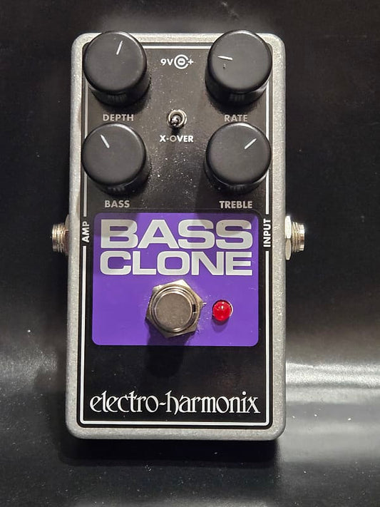 Electro-Harmonix Bass Clone Nano Chorus