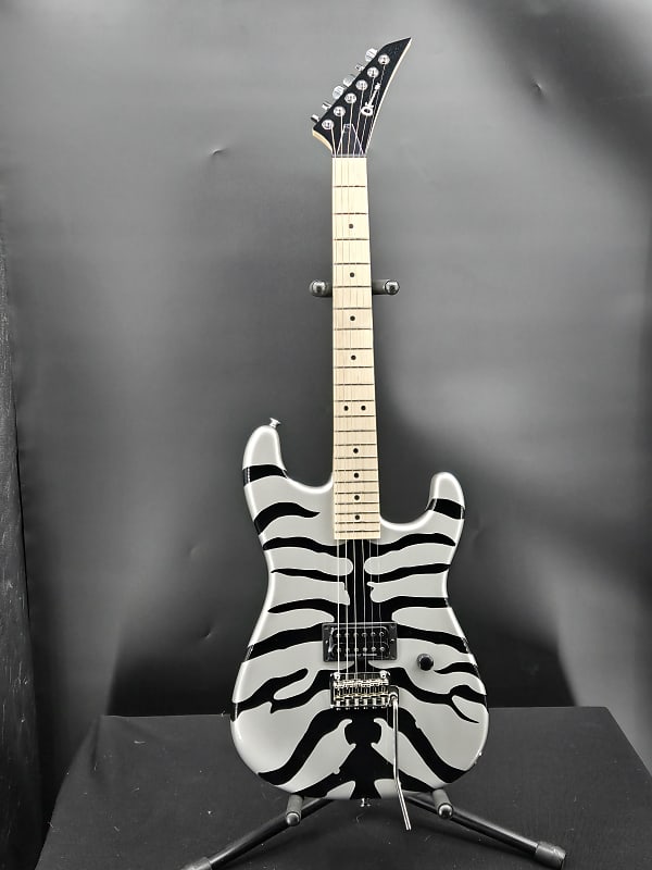 Charvel Super-Stock SD1 H 2PT M, Maple Fingerboard, Silver Bengal