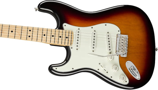 Player Stratocaster Left-Handed, Maple Fingerboard, 3-Color Sunburst