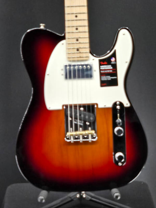 Fender American Performer Telecaster with Humbucking, Maple Fingerboard, 3-Color Sunburst