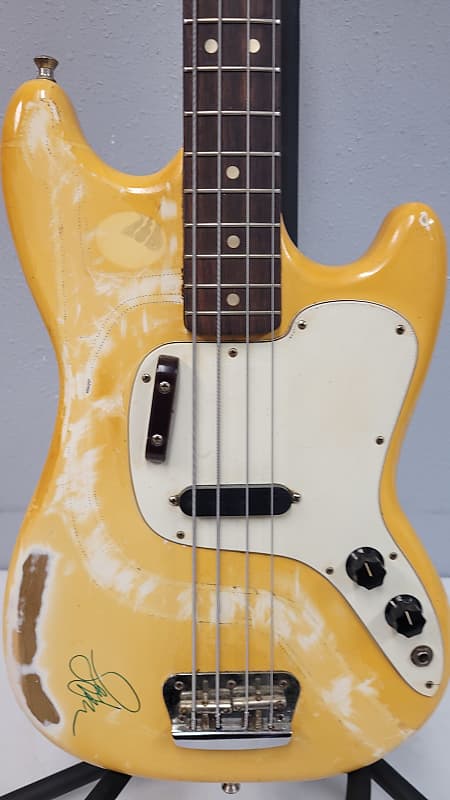 Fender Musicmaster 1975 Olympic White