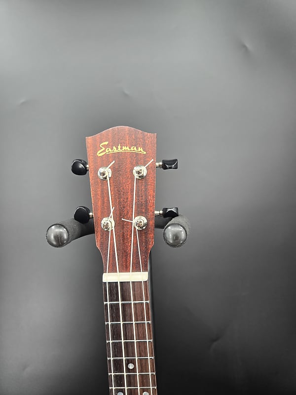 Eastman EU1-S Soprano Ukulele