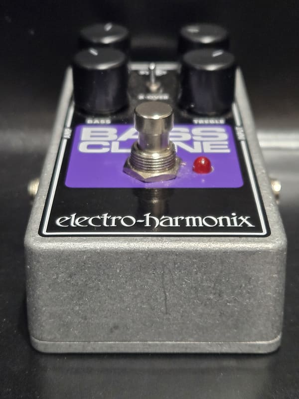 Electro-Harmonix Bass Clone Nano Chorus