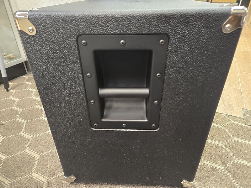 Aguilar SL115 Bass Cabinet, (1) 15" Neo Speaker 8 ohms