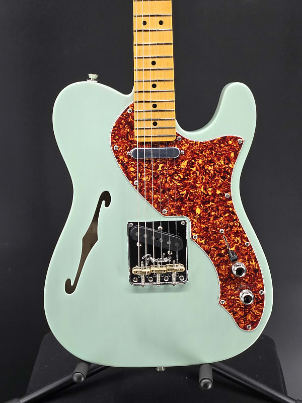 Fender American Professional II Telecaster® Thinline, Maple Fingerboard, Transparent Surf Green