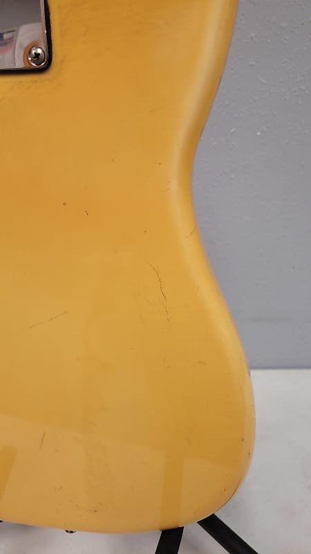 Fender Musicmaster 1975 Olympic White