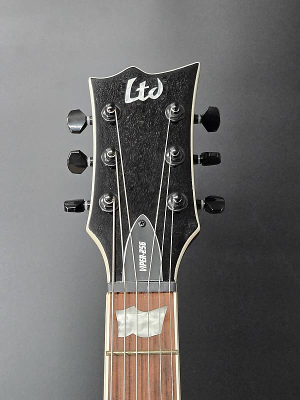 ESP LTD Viper 256 SHOWROOM DEMO Quilt Maple Desert Brown Sunburst