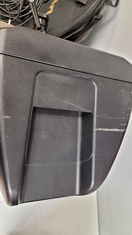 Yamaha CBR10 700W 10 inch Passive Speaker