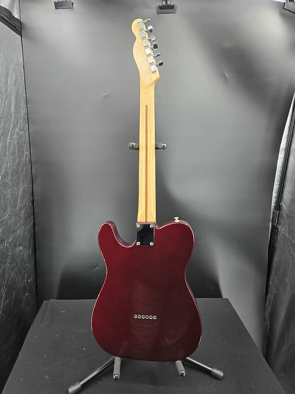 Fender Telecaster 2000 Burgundy Wine MIM with hard shell case