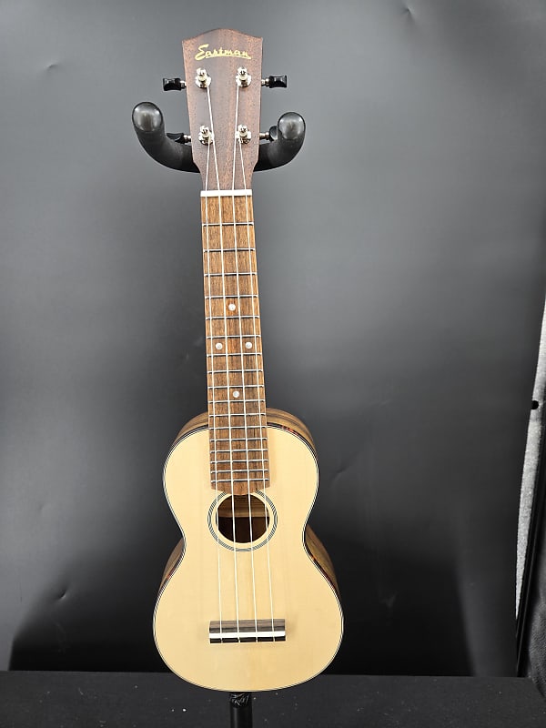 Eastman EU2-S Soprano Ukulele