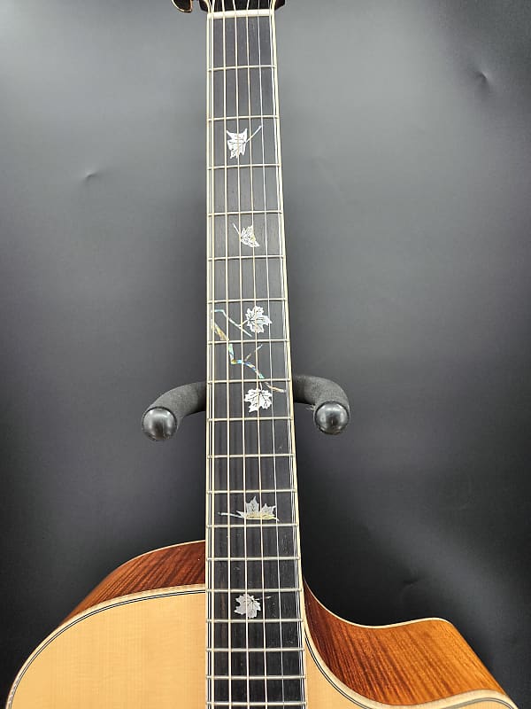 Eastman AC622CE Acoustic Electric Guitar With Maple Leaf Inlay