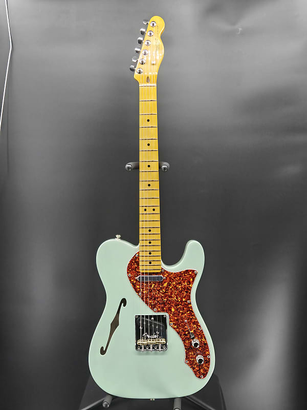 Fender American Professional II Telecaster® Thinline, Maple Fingerboard, Transparent Surf Green