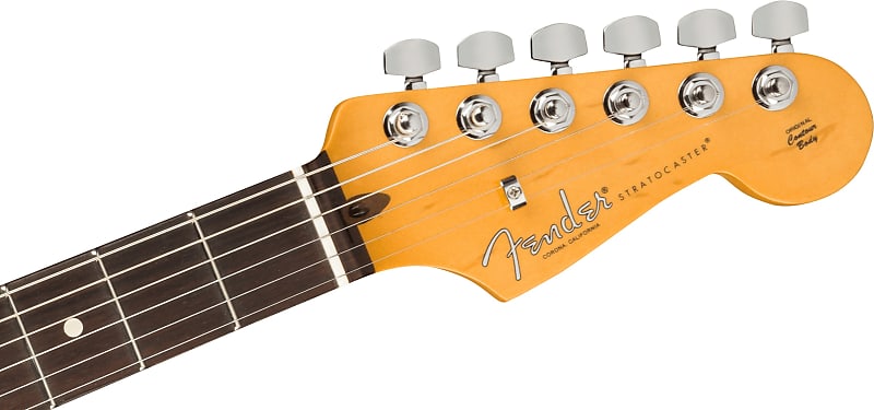 Fender American Professional II Stratocaster®, Rosewood Fingerboard, 3-Color Sunburst