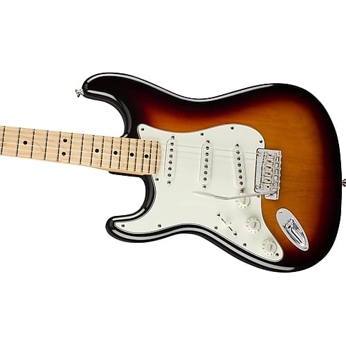 Player Stratocaster Left-Handed, Maple Fingerboard, 3-Color Sunburst