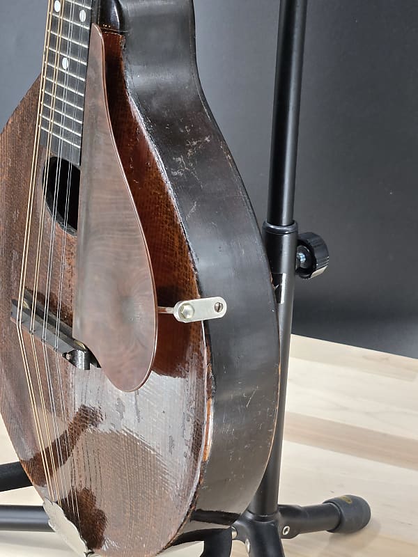 Gibson Style A Jr Mandolin with case 1927-1928