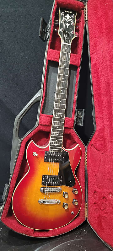Yamaha SG 1500 "77