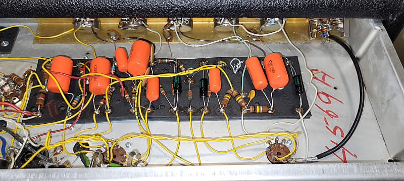 Fender Princeton '69 (2)