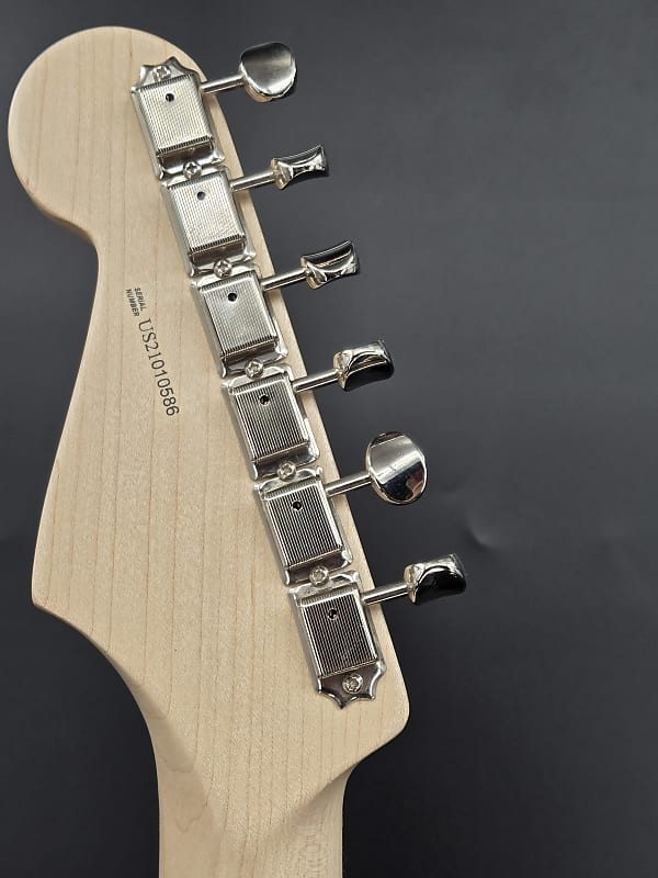 2021 Fender Eric Clapton Artist Series Stratocaster with hardshell case