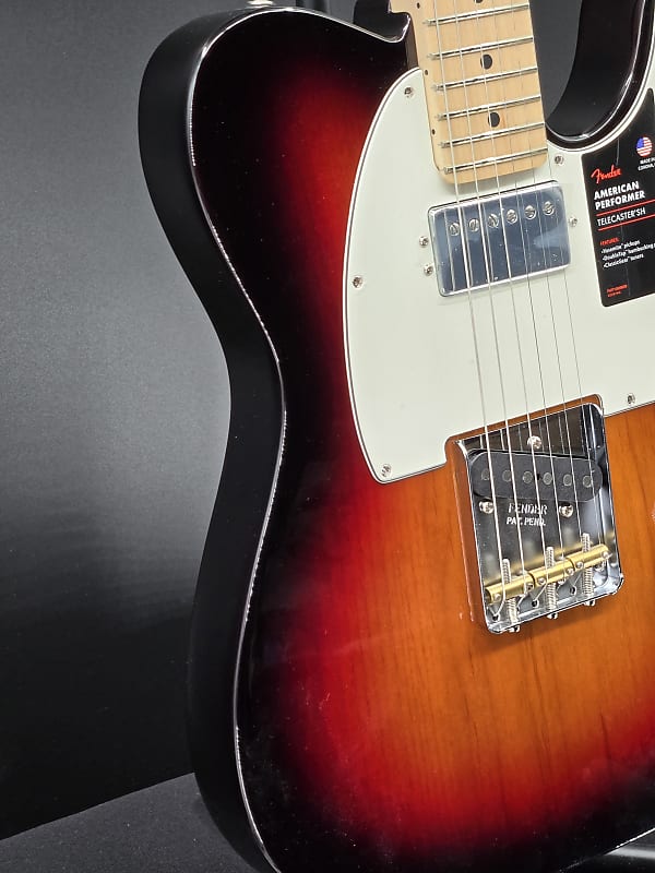 Fender American Performer Telecaster with Humbucking, Maple Fingerboard, 3-Color Sunburst