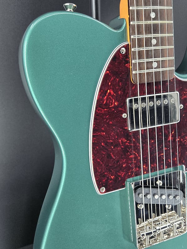 Squier Limited Edition Classic Vibe™ '60s Telecaster® SH, Laurel Fingerboard, Tortoiseshell Pickguard, Matching Headstock, Sherwood Green