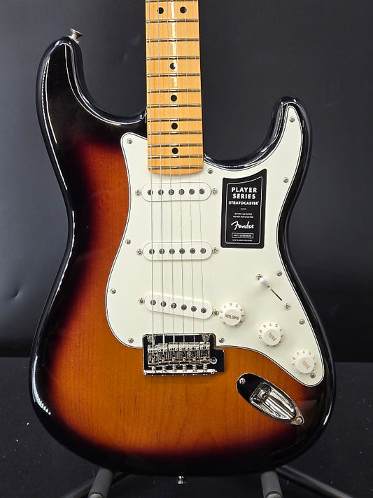 Fender Player Stratocaster, Maple Fingerboard, Anniversary 2-Color Sunburst