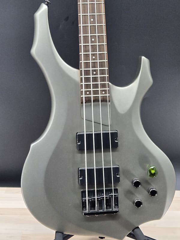 ESP/LTD F-104 Bass 4 string