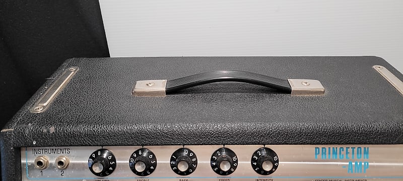 Fender Princeton '69 (2)