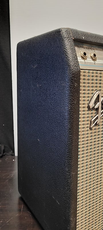 Fender Princeton '69 (2)