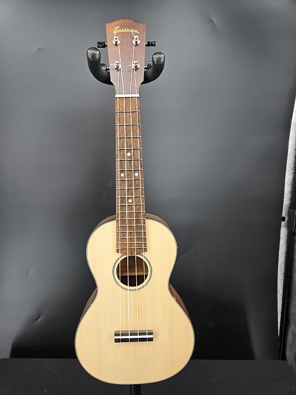 Eastman EU2-C Concert Ukulele