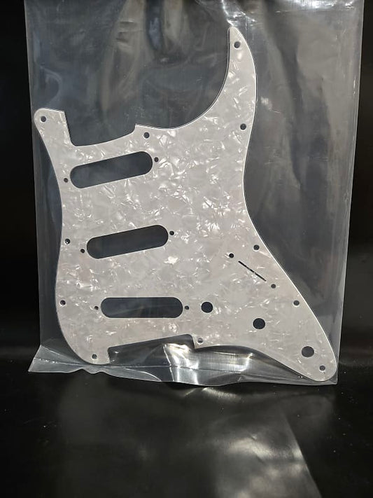 Fender Strat White Moto Pick Guard 11-Hole