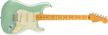 Fender American Professional II Stratocaster®, Maple Fingerboard, Mystic Seamfoam Green